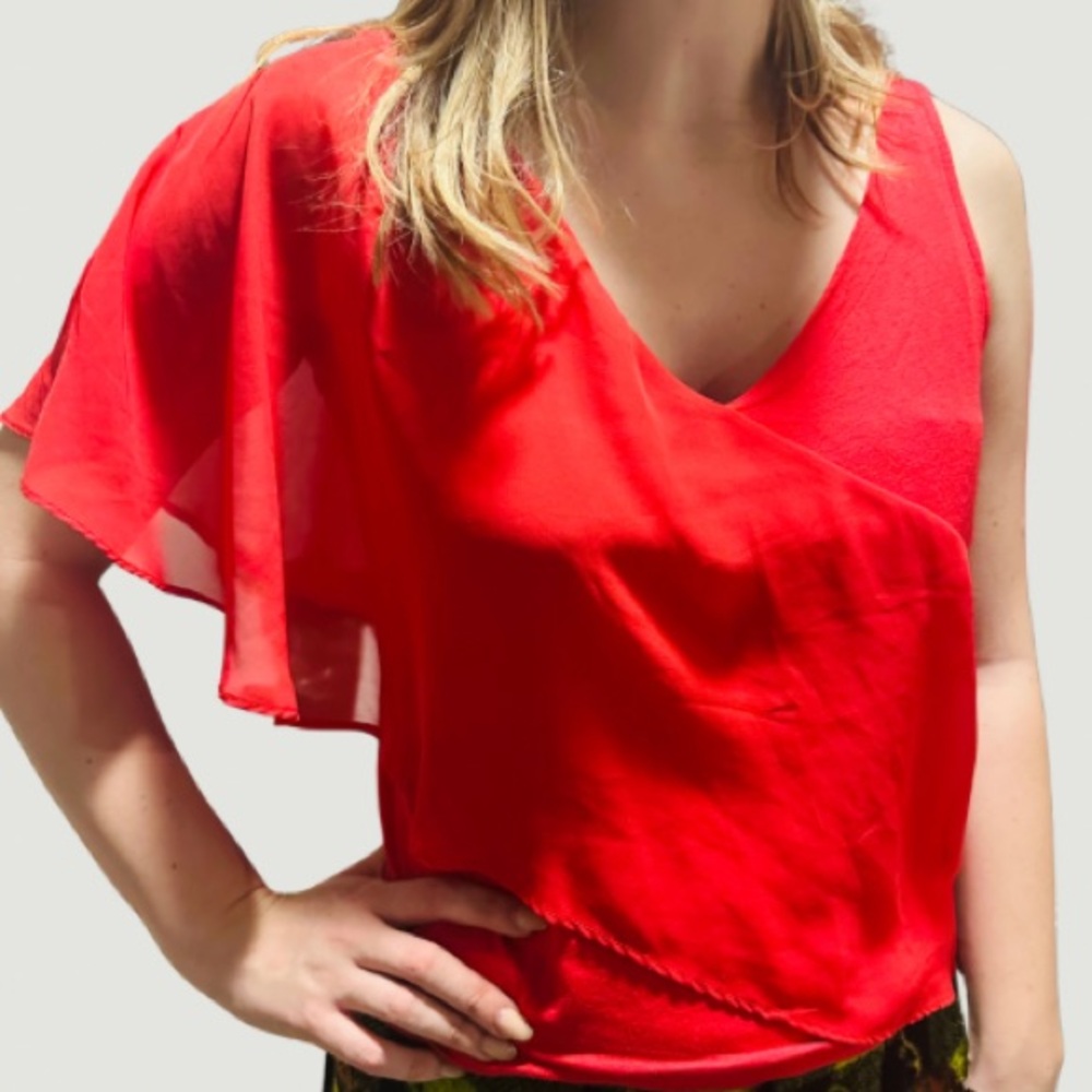 Bebe Red Asymmetrical One Shoulder Flutter Sleeve Flowy Chiffon Blouse